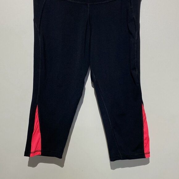 Old Navy Active Women's Black Red Fitted Colorblock Cropped Leggings Size Large - Picture 2 of 7